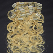 https://image.markethairextension.com.au/hair_images/Clip_In_Hair_Extension_Wavy_613_Product.jpg